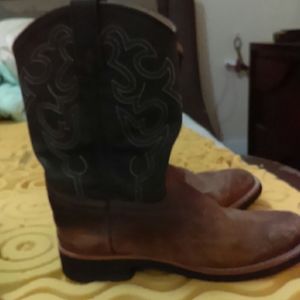 Girls cowboy boots